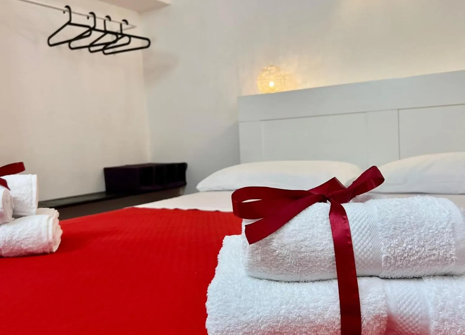 Ai Tesori Di Palermo City Center Apartment Italy